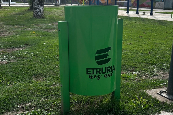 Iluminación Polideportivo Municipal Etruria